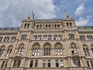 Fototapeta premium facade of Vienna city hall, Austria