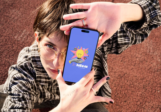 Vertical mobile phone screen