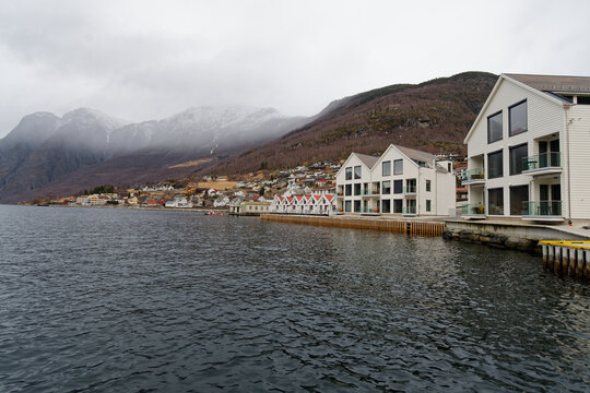 Aurland, petit port norv&eacute;gien, &agrave; l'entr&eacute;e des fjord de norvege