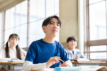 Fototapeta premium 授業を受ける小学生
