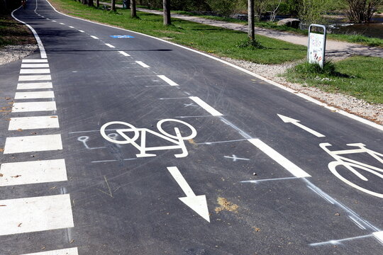 Radschnellweg entlang der Dreisam in Freiburg