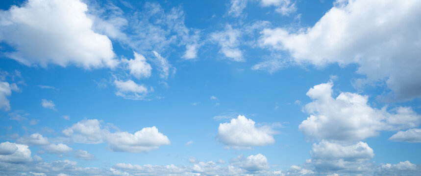 青空　雲　ワイド　パノラマ　風景