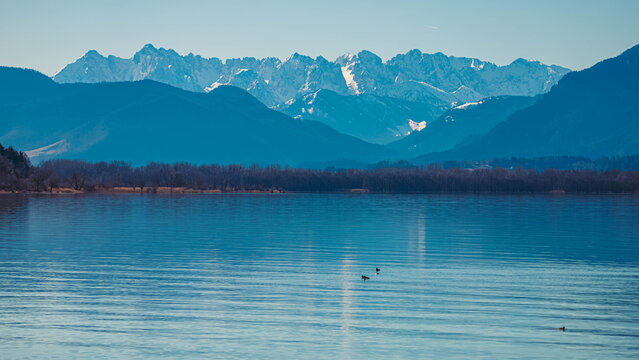 Alpine winter view with Mount Wilder Kaiser at Lake Chiemsee, Chieming, Chiemgau, Traunstein, Bavaria, Germany