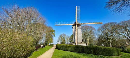 Moulin de Cassel (Castel meulen) / Hauts de France  © Brad Pict