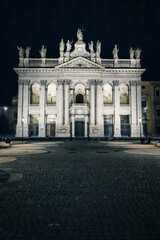 Obraz premium Night View of Archbasilica of Saint John Lateran in Rome