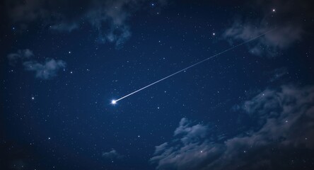 Naklejka premium Vivid night sky featuring a dark blue background with numerous shooting stars crossing scattered clouds