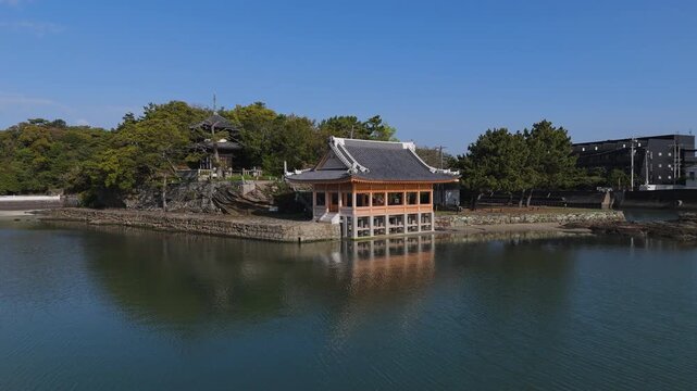 日本遺産「絶景の宝庫 和歌の浦」観海閣 空撮 和歌山県和歌山市 Aerial View of Kankai-kaku Pavilion &ndash; Japan Heritage &ldquo;Wakanoura Scenic Treasure,&rdquo; Wakayama City, Japan