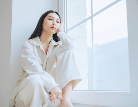 ダルそうな女性