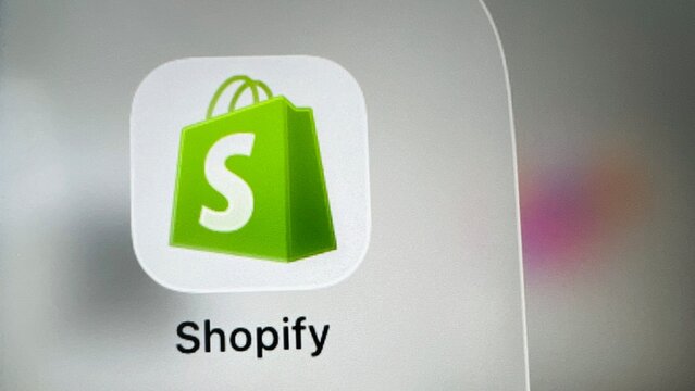 shopify logo. shopify app. shopify photo