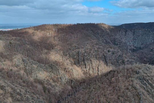 Hexentanzplatz und Bodetal. Vogelperspektive.