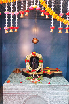 Mysuru, Karnataka, India-February 18 2026; The sacred Lingam or Jyotirlingas architecture in Gujarat, Shiva, religion, maha shivrathri, Isha, Hinduism in India.