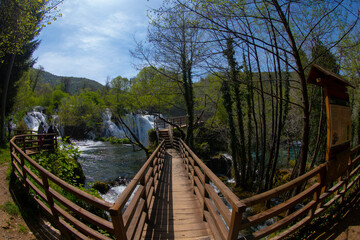 This 800-meter-long sequence of waterfalls and cascades with a vertical drop of 54 meters is the largest and longest waterfalls complex in the National Park. © Samet