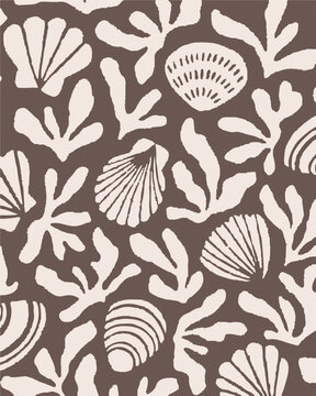 Sea shells, fossils and mollusks seamless pattern. Summer beach hand-drawn seaside vector print. Fashion textile bright multicolored illustration. Seashore elements design for fabrics, wallpaper

