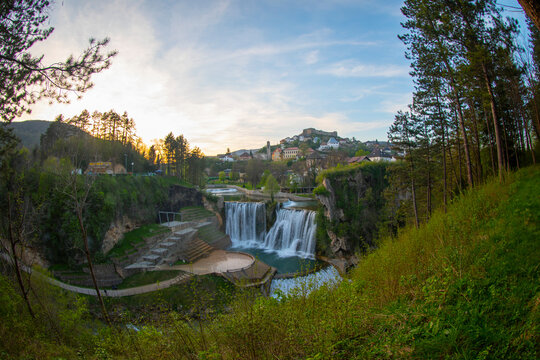 Pliva Waterfall (Serbian Cyrillic: Пливски Водопад) is located in the town of Jajce in central Bosnia and Herzegovina, where the Pliva River meets the Vrbas River.