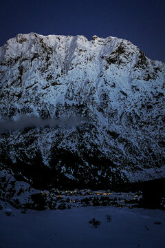 Snowshoeing in the Clar&eacute;e valley in winter - France