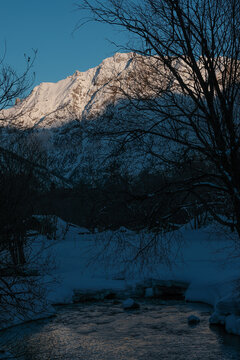 Snowshoeing in the Clar&eacute;e valley in winter - France