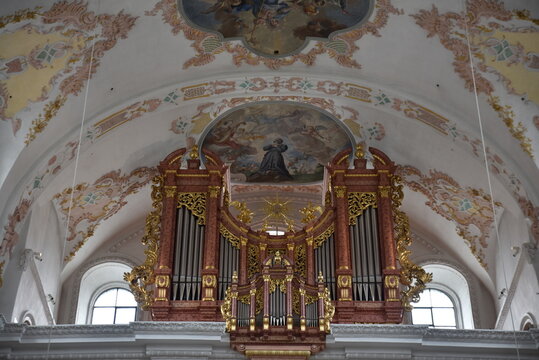 Orgue baroque &agrave; Luzern. Suisse	