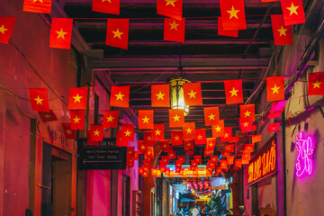 Obraz premium Red Lanterns Decorating Alley in Chinatown District of Saigon