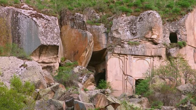Footage of the historical and rugged landscape of the Ihlara Valley (Manastır Vadisi) in G&uuml;zelyurt, Aksaray Province, Central Anatolia, Turkey. The video captures the ancient Christian cave dwellings 