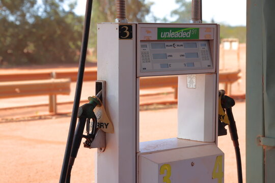Sandfire Roadhouse, Western Australia, Australia - April 4 2026: Petrol fuel pump with unhappy smiley face, emoji. Sorry, sold out, out of stock, sign. Shortages in rural Australia. Crude oil, war