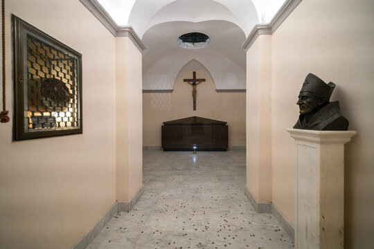 Cappella Carafa,  renaissance styled crypt of  Naples Cathedral hosting the remains of Saint Januarius, Naples, Italy