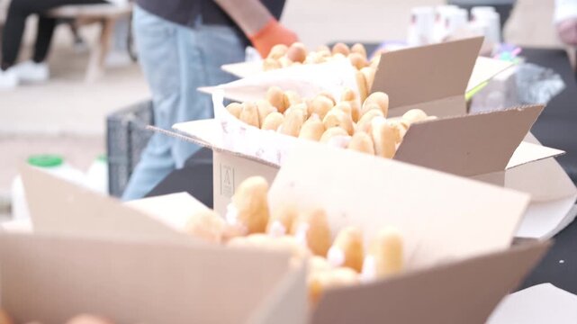 reparto de fartons y horchata