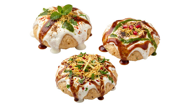 Traditional Raj Kachori chaat with yogurt and chutney, spicy Indian street food snacks, crispy stuffed puri with sweet and tangy sauces isolated PNG with Transparent Background