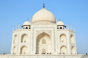 Fototapeta premium Agra's spectacular Taj Mahal, India's most iconic Mughal monument