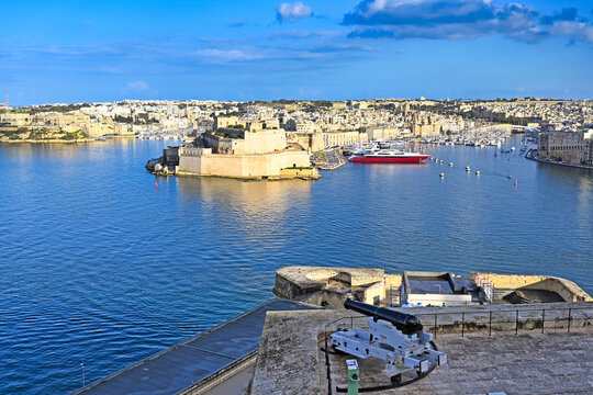 Panoramic View of Fort St. Angelo and Grand Harbour from Saluting Battery, Valletta, Malta