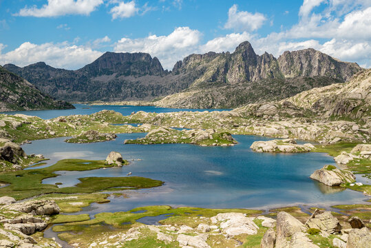 Lake Tort de Rius, Alto Aran, Aran Valley, Lerida, Catalonia, Spain