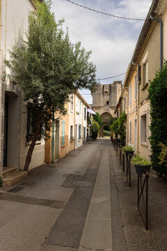 Alley in the medieval old town of Aigues-Mortes in the south of France.