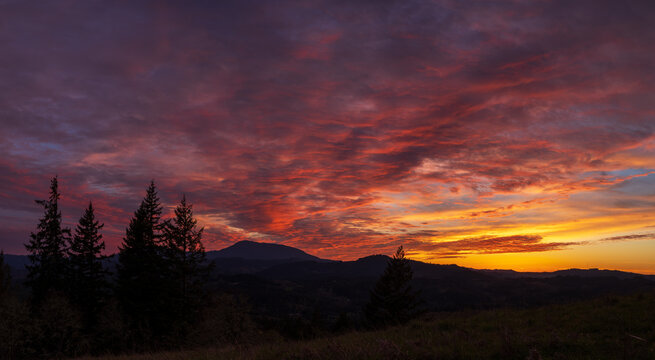 Sunset at Fitton Green Natural Area. Corvallis, Oregon.