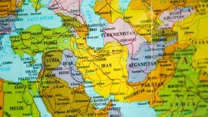 Obraz premium Map of the Middle East region with a focus on Iran. Detailed political map highlighting Iran's borders and its strategic geographic position in Western Asia.