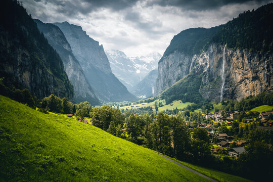 Stunning views of the lush green hills in the Lauterbrunnen valley. Location place Bernese Alps, Switzerland, Europe.