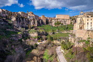 Fototapeta premium Panoramic View of Cuenca with Hanging Houses and San Pablo Convent