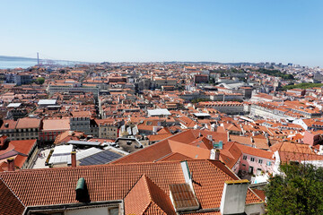 Obraz premium Historic Lisbon Old Town Panorama with Red Tiled Roofs, Portugal