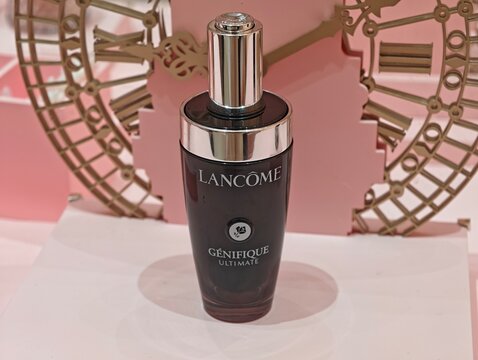 Shanghai,China-Oct.18th 2025: Lanc&ocirc;me Advanced G&eacute;nifique serum