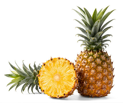 Tropical Delight: A Close-Up of Fresh Pineapple