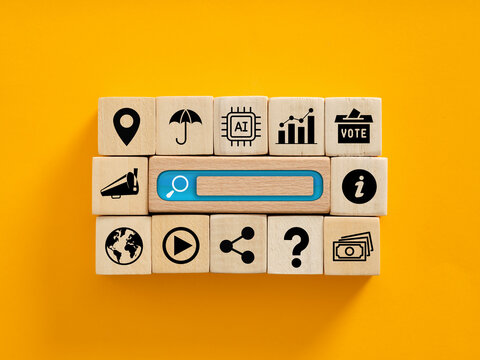Internet search engine concept with wooden blocks and icons