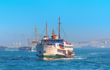 Fototapeta premium Izmir ferry services in the Gulf of Izmir - Cityscape of Karsiyaka Izmir, Turkey