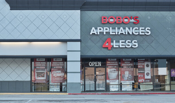 Bobos Appliances 4 Less business storefront exterior Houston, Texas USA 03-01-2026.