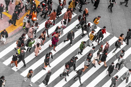 Shibuya crossing, crowds at intersection, many pedestrians cross zebra crossing, Shibuya, Udagawacho, Tokyo, Japan