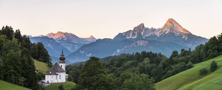 Pilgrim church Maria Gern, sunset view to mountain Watzmann from the valley Hochtal, Berchtesgarden Alps, Berchtesgaden, Berchtesgaden area, Upper Bavaria, Bavaria, Germany