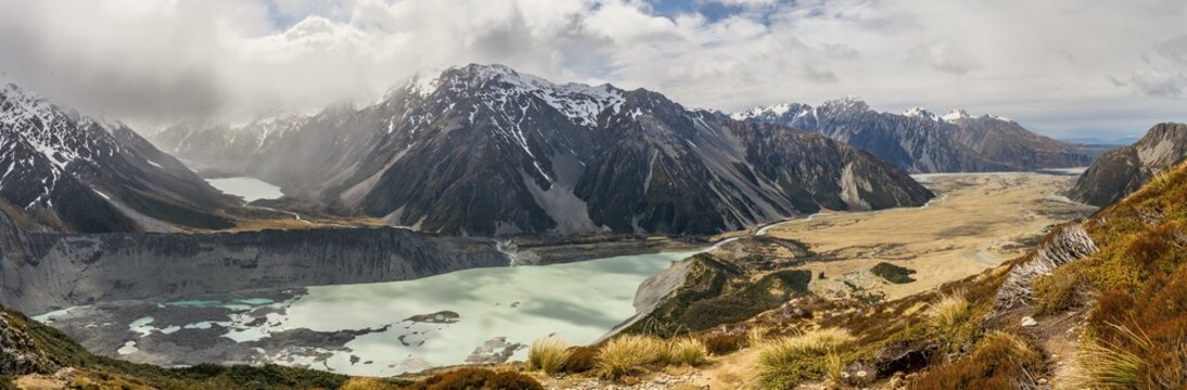View on Hooker Valley from Sealy Tarns track, glacial lakes Mueller Lake and Hooker Lake, Mount Cook National Park, Canterbury Region, Southland, New Zealand