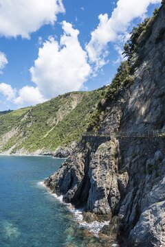 Track along cliffs, Via dell 'Amore, Way of Love, Cinque Terre, Liguria, Italy