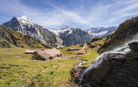 Mountain huts, view of the Gro&szlig;es Fiescherhorn, Eiger, M&ouml;nch, Jungfrau, Grindelwald, Bern, Switzerland