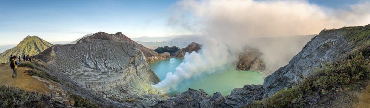 Volcano Kawah Ijen, volcanic crater with crater lake and steaming vents, morning light, Banyuwangi, Sempol, Jawa Timur, Indonesia