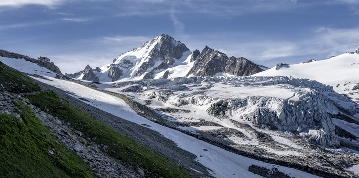 Left Mountain hut Refuge Albert 1er, Mountain panorama, Glacier du Tour, Glacier and mountain peaks, High alpine landscape, Peak of the Aiguille du Chardonnet, Chamonix, Haute-Savoie, France