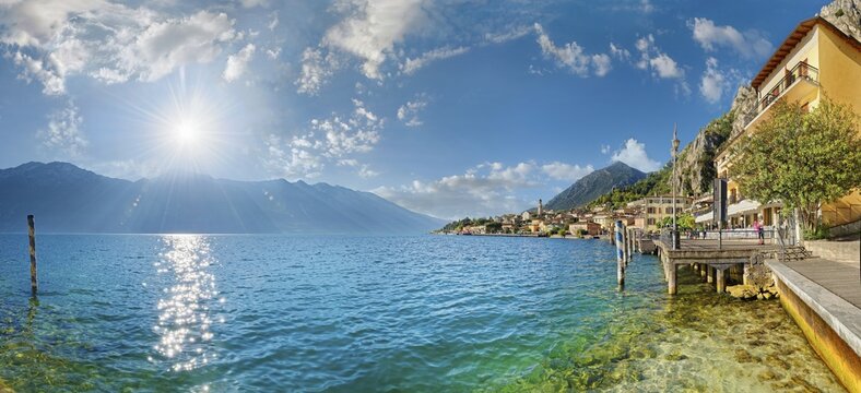 Idyllic fishing village on the western shore of Lake Garda, Limone Sul Garda, Brescia, Lake Garda West, Lombardy, Italy