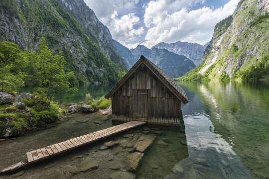 Boathouse at the Obersee with Watzmann massif, K&ouml;nigssee, Berchtesgaden National Park, Berchtesgadener Land, Upper Bavaria, Bavaria, Germany